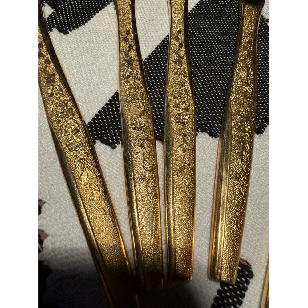 Carlyle Silver normal wear